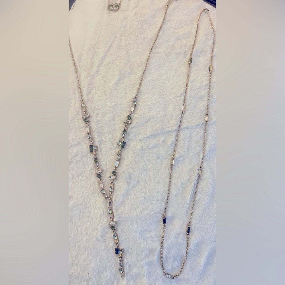 White House Black Market Convertible necklace set